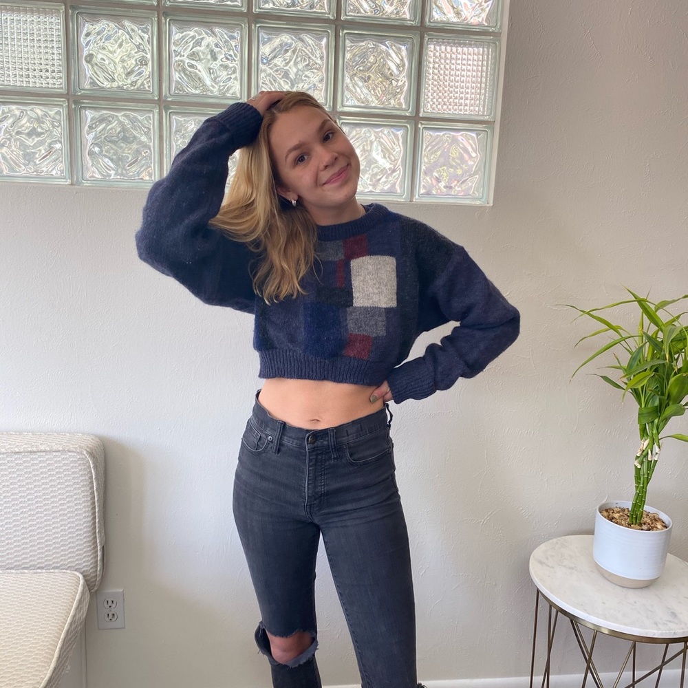 Cropped sweater